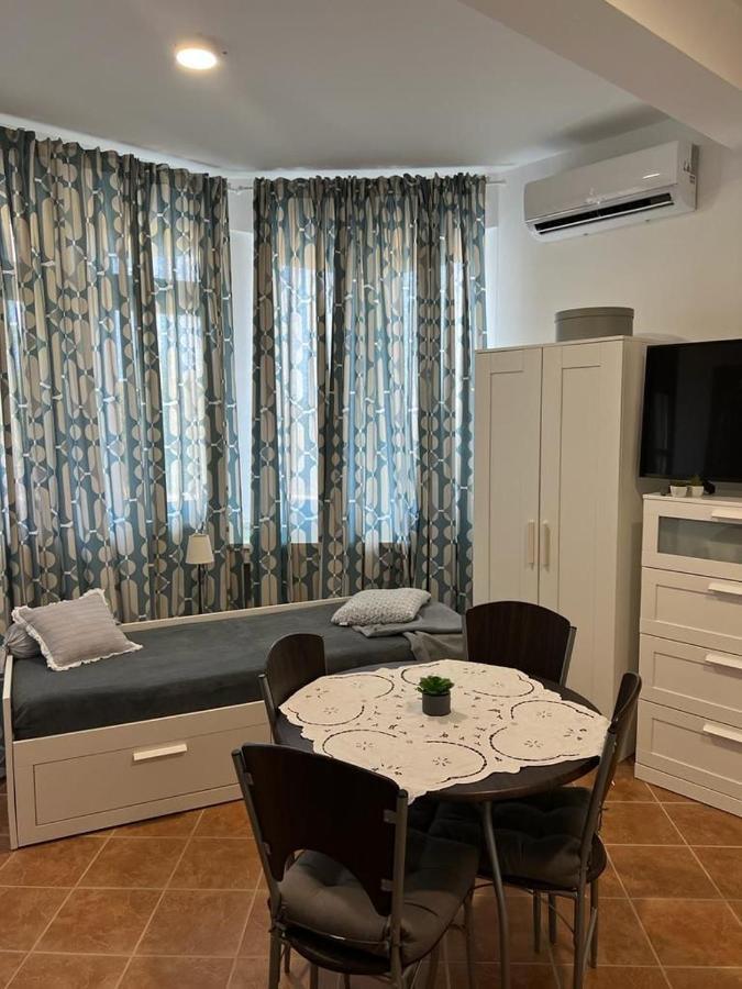 Luma Rooms Rudina Extérieur photo